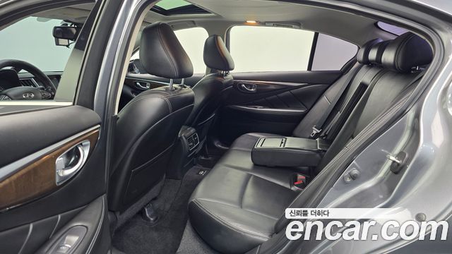 Infiniti Q50 2015 — photo 12