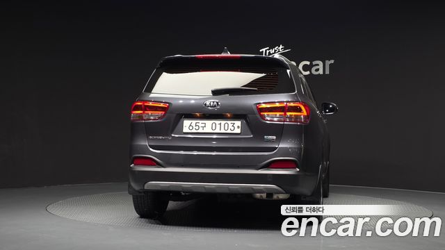 Kia Sorento 2017 — photo 4