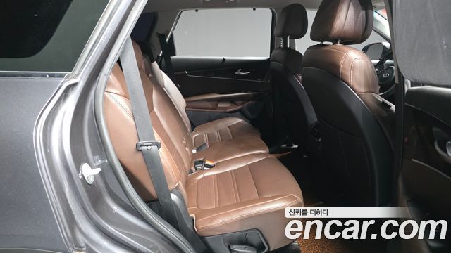 Kia Sorento 2017 — photo 18