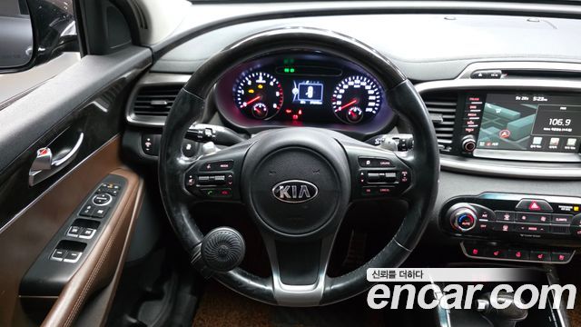 Kia Sorento 2017 — photo 19