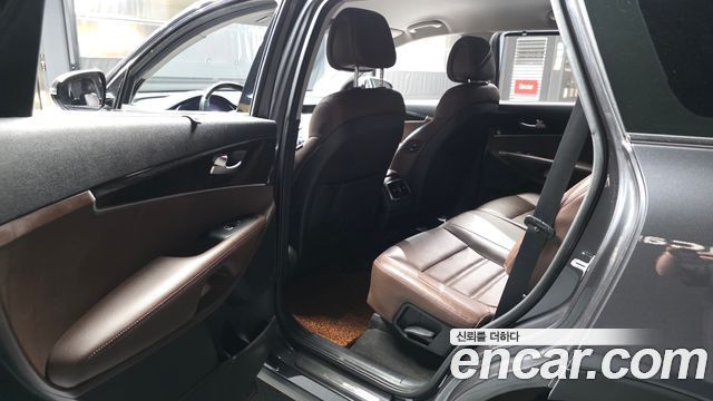 Kia Sorento 2017 — photo 16