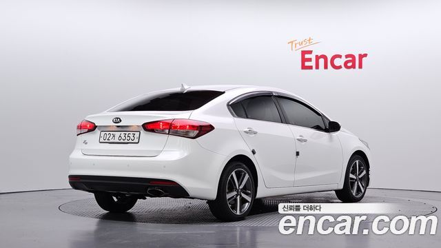 Kia K3 2017 — photo 2