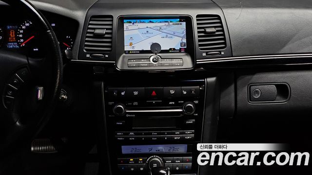 Kia OPIRUS 2010 — photo 13