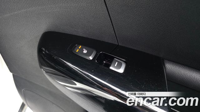 Kia Sportage 2016 — photo 19