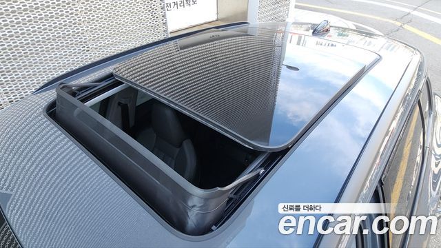 Audi Q6 e-tron 2026 — photo 10
