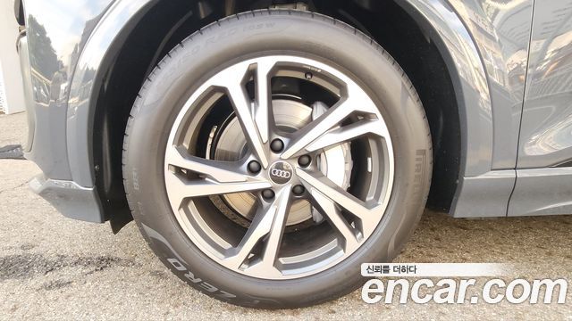 Audi Q6 e-tron 2026 — photo 15