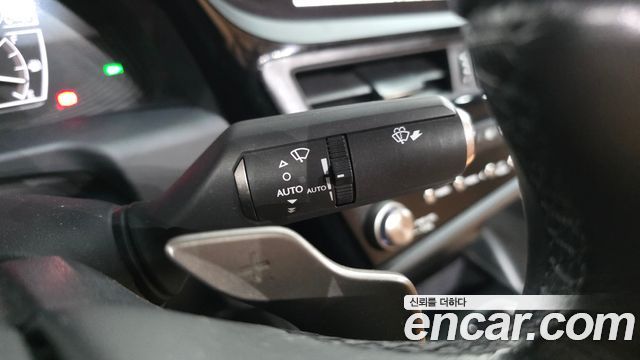 Lexus ES 2024 — photo 28