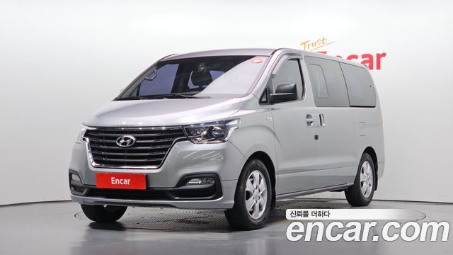 Hyundai Starex 2018 — photo 1