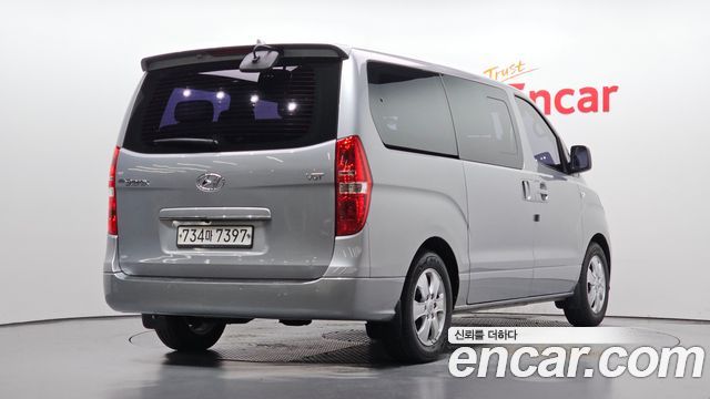 Hyundai Starex 2018 — photo 2