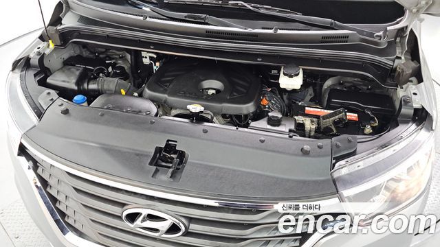 Hyundai Starex 2018 — photo 6
