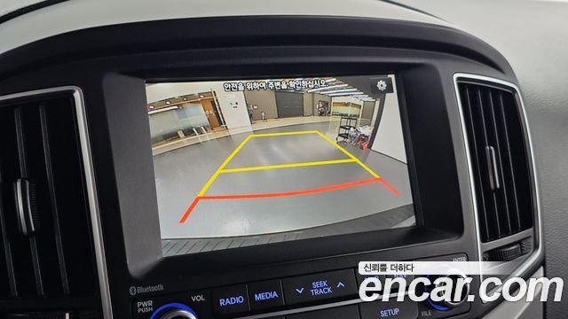 Hyundai Starex 2018 — photo 21