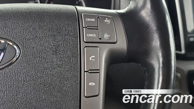 Hyundai Starex 2018 — photo 24