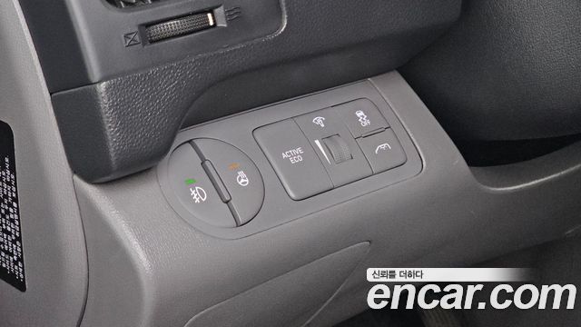 Hyundai Starex 2018 — photo 26