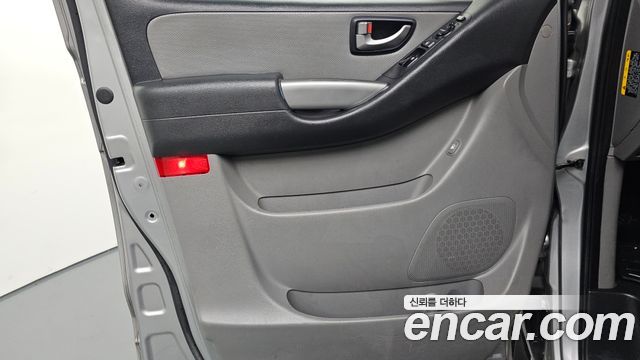 Hyundai Starex 2018 — photo 14