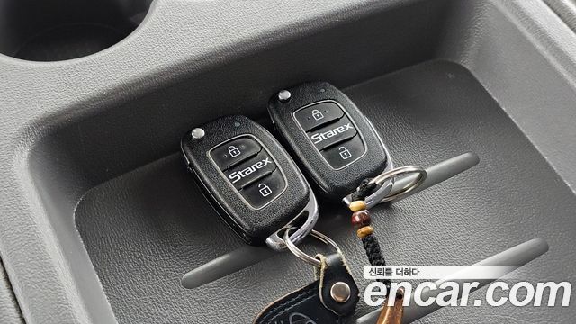 Hyundai Starex 2018 — photo 33