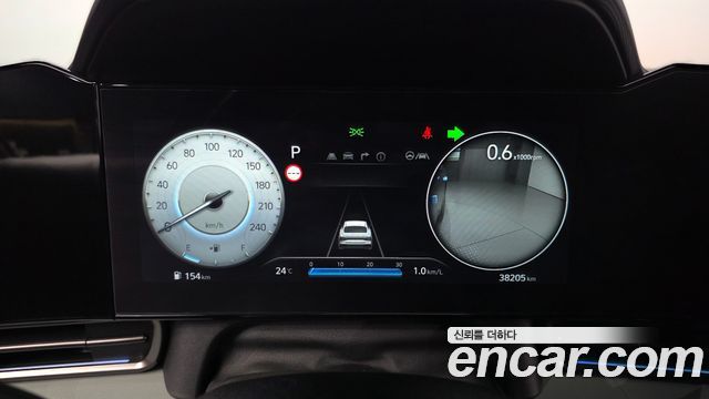 Hyundai AVANTE 2024 — photo 11