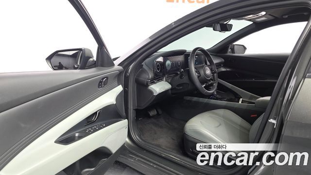 Hyundai AVANTE 2024 — photo 13