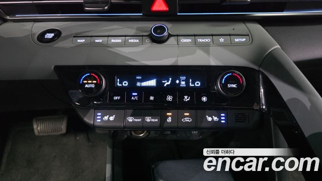 Hyundai AVANTE 2024 — photo 23