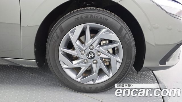 Hyundai AVANTE 2024 — photo 7