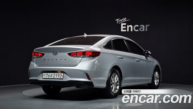 Hyundai Sonata 2018 — photo 2