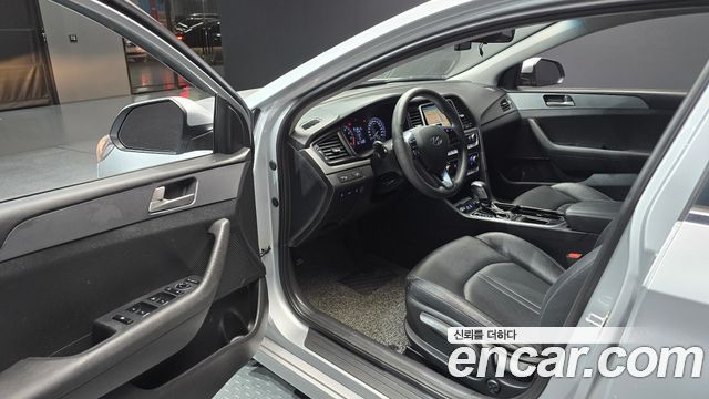 Hyundai Sonata 2018 — photo 10