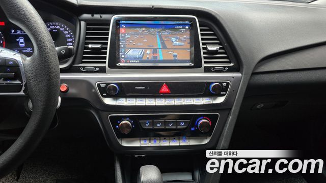 Hyundai Sonata 2018 — photo 14