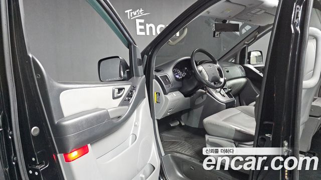 Hyundai Starex 2020 — photo 13