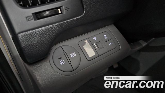 Hyundai Starex 2020 — photo 22