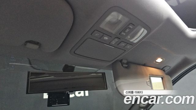 Hyundai Starex 2020 — photo 25