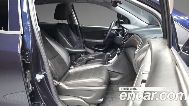 Chevrolet Korea Trax 2021 — photo 17