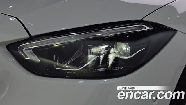 Mercedes-Benz C-Class 2023 — photo 8