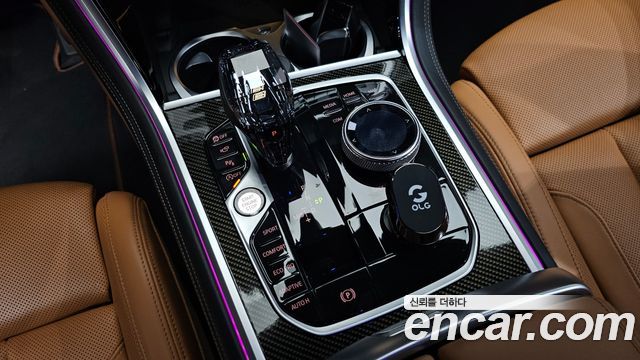 BMW 8-Series 2022 — photo 12