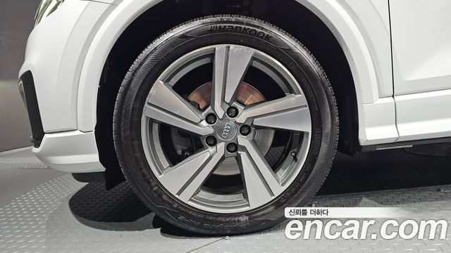 Audi Q2 2020 — photo 5