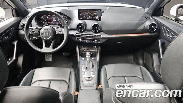 Audi Q2 2020 — photo 10