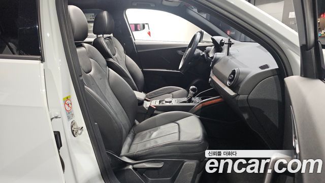Audi Q2 2020 — photo 18