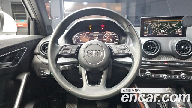 Audi Q2 2020 — photo 19