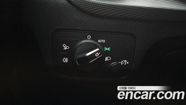 Audi Q2 2020 — photo 25