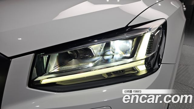 Audi Q2 2020 — photo 8