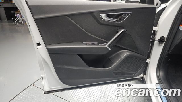 Audi Q2 2020 — photo 14