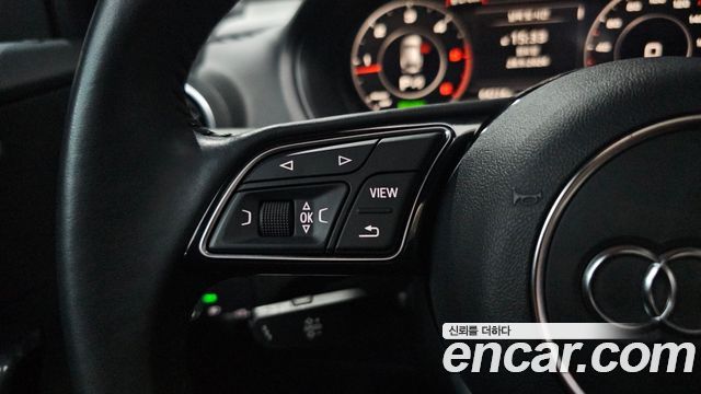 Audi Q2 2020 — photo 30
