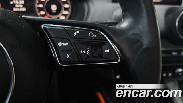 Audi Q2 2020 — photo 31