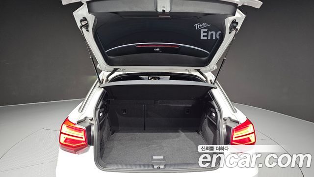 Audi Q2 2020 — photo 33