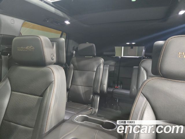 Chevrolet Korea Tahoe 2022 — photo 14