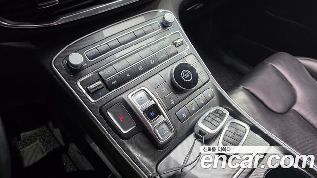 Hyundai Santafe 2021 — photo 12