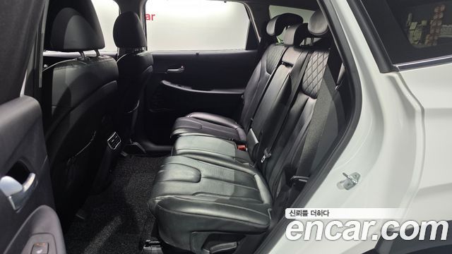 Hyundai Santafe 2021 — photo 17