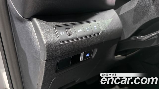 Hyundai Santafe 2021 — photo 18