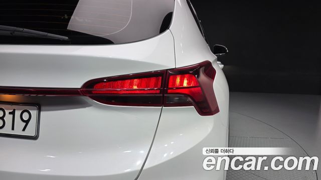 Hyundai Santafe 2021 — photo 9
