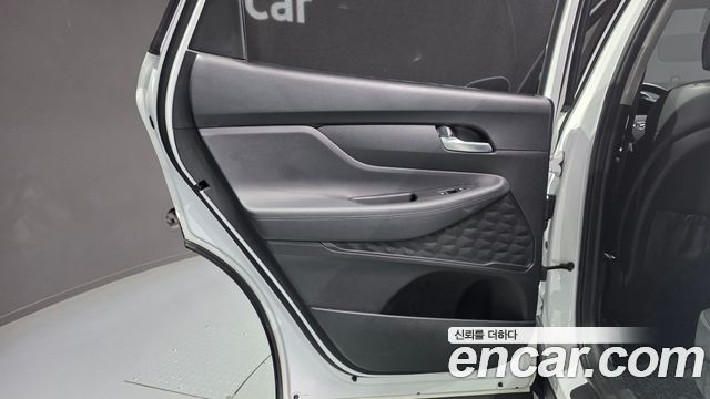 Hyundai Santafe 2021 — photo 15