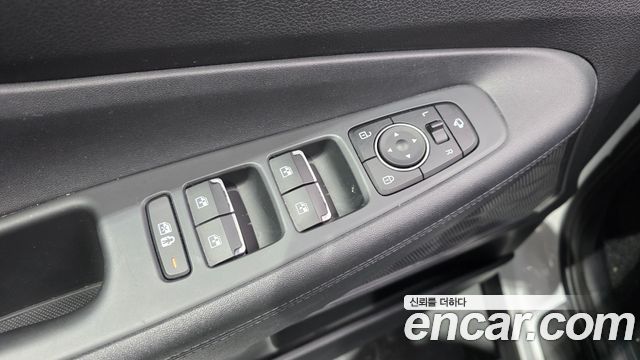 Hyundai Santafe 2021 — photo 28