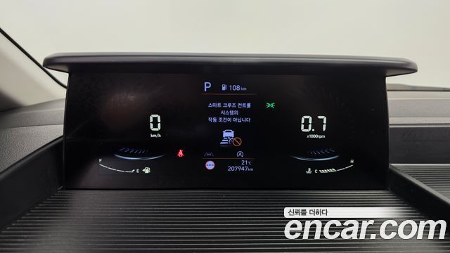 Hyundai Staria 2022 — photo 11